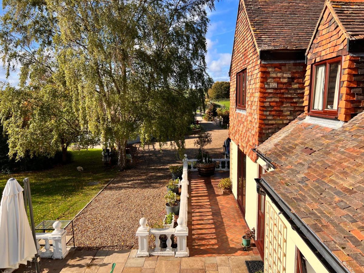 Reynolds Farm Guesthouse Canterbury Exteriör bild